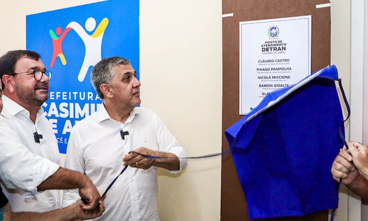 vice-presidente do Detran.RJ inaugura posto de identificação Civil de Barra de São João